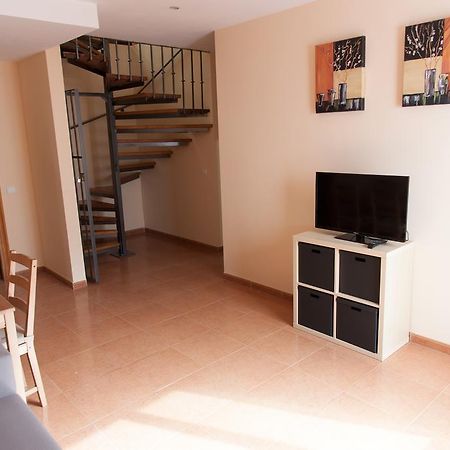 Apartamentos Rio Guadalaviar 阿尔巴拉辛 外观 照片
