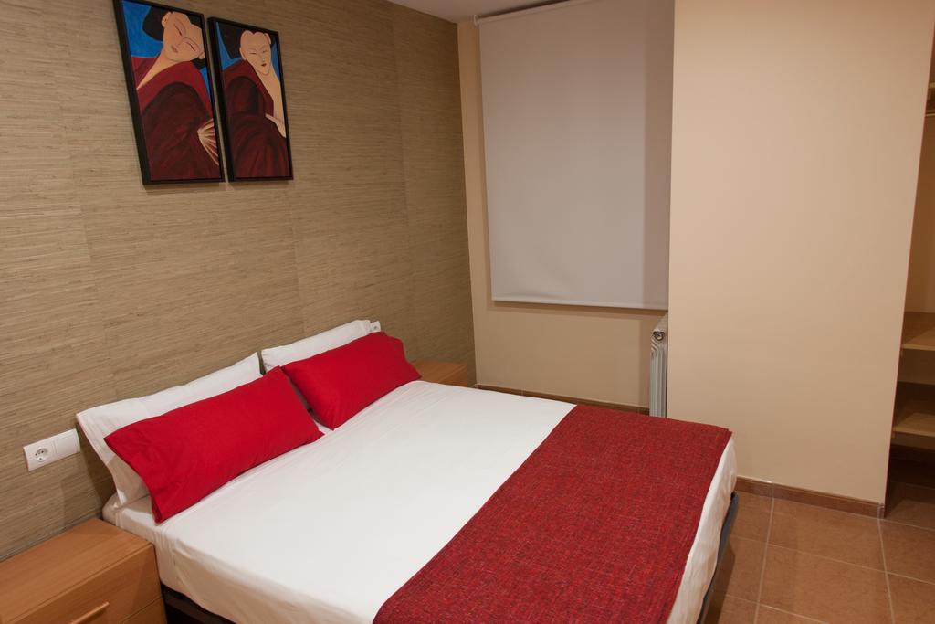 Apartamentos Rio Guadalaviar 阿尔巴拉辛 外观 照片
