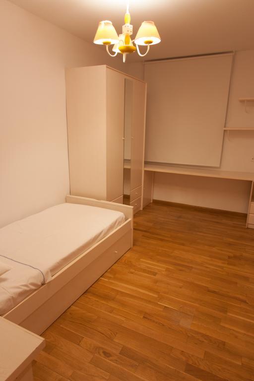 Apartamentos Rio Guadalaviar 阿尔巴拉辛 外观 照片