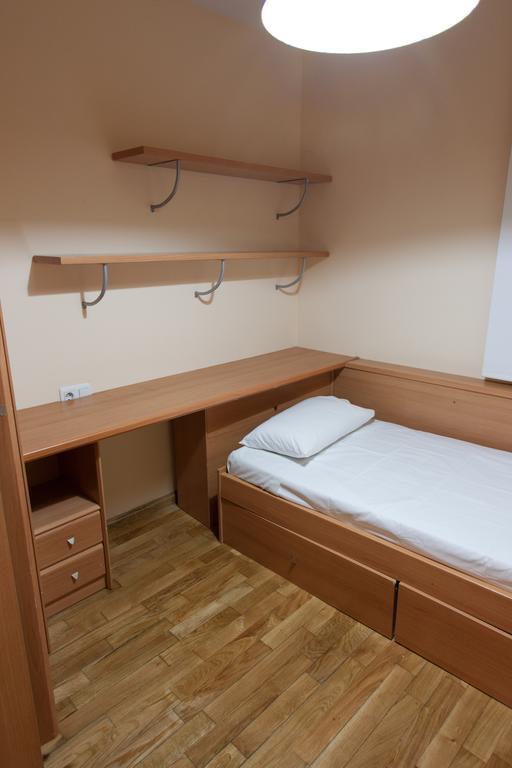 Apartamentos Rio Guadalaviar 阿尔巴拉辛 外观 照片